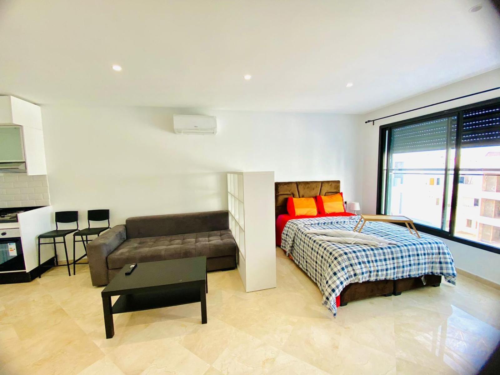 Quiet Top-floor By Med Faculty & Tram Lines Casa Blanca